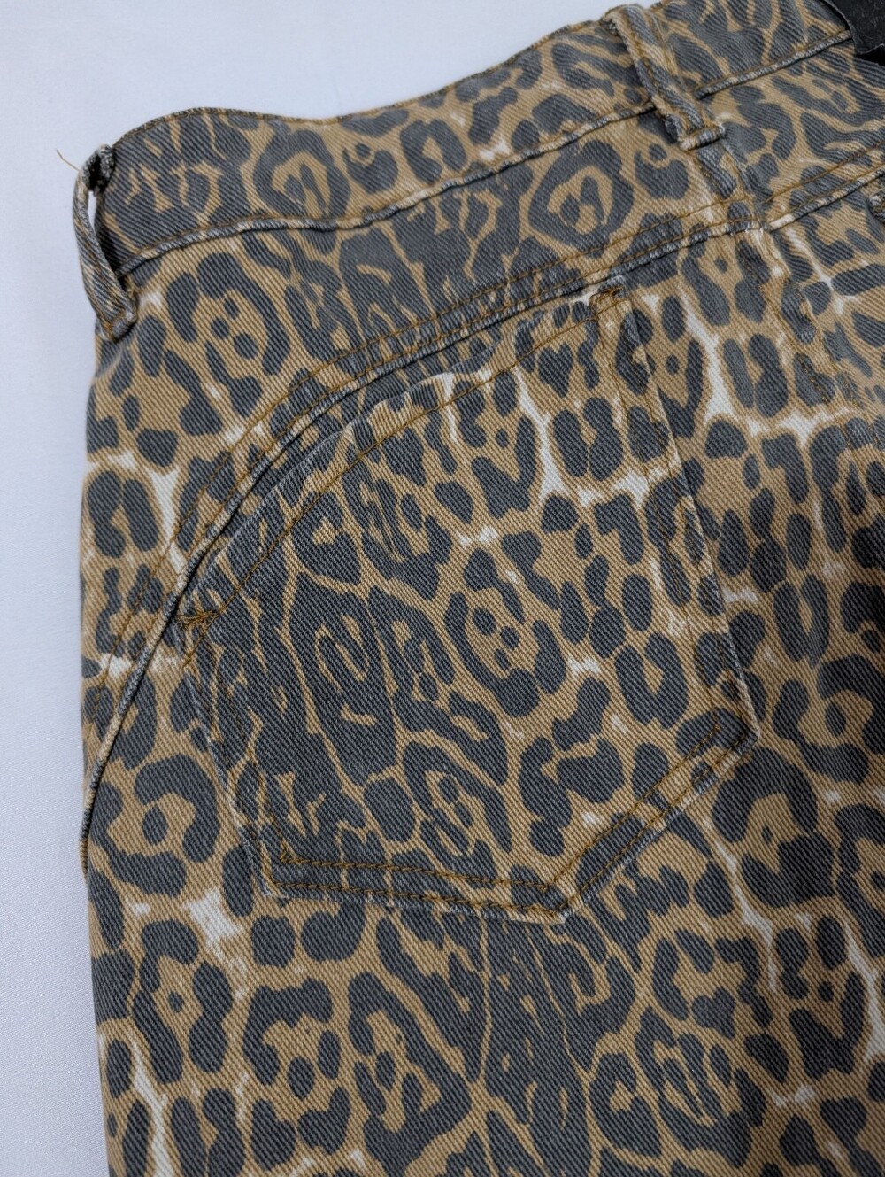 Women's Leopard Print Wide Leg Jeans Size M High Rise Denim Pants Y2K Retro - Picture 7 of 11